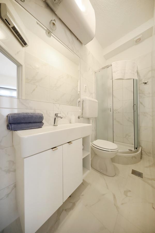 Sea View Apartment *
